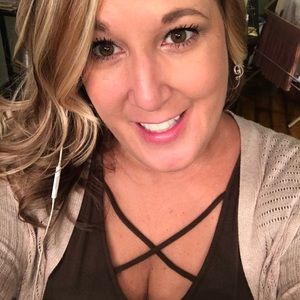 Meet your Posher, Melanie